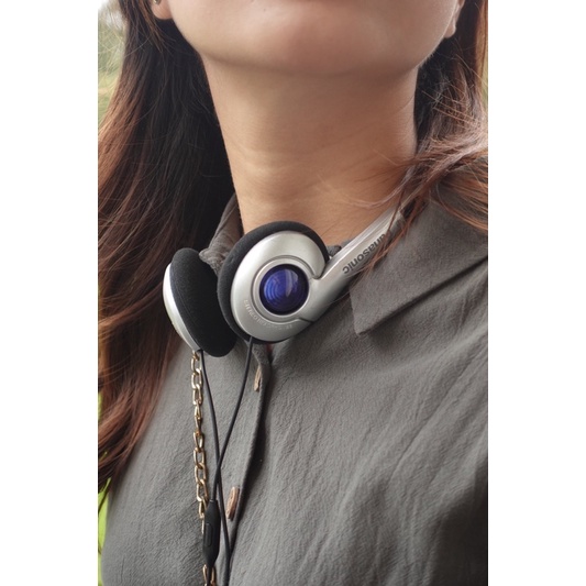 Tai nghe headphone phong cách Y2k
