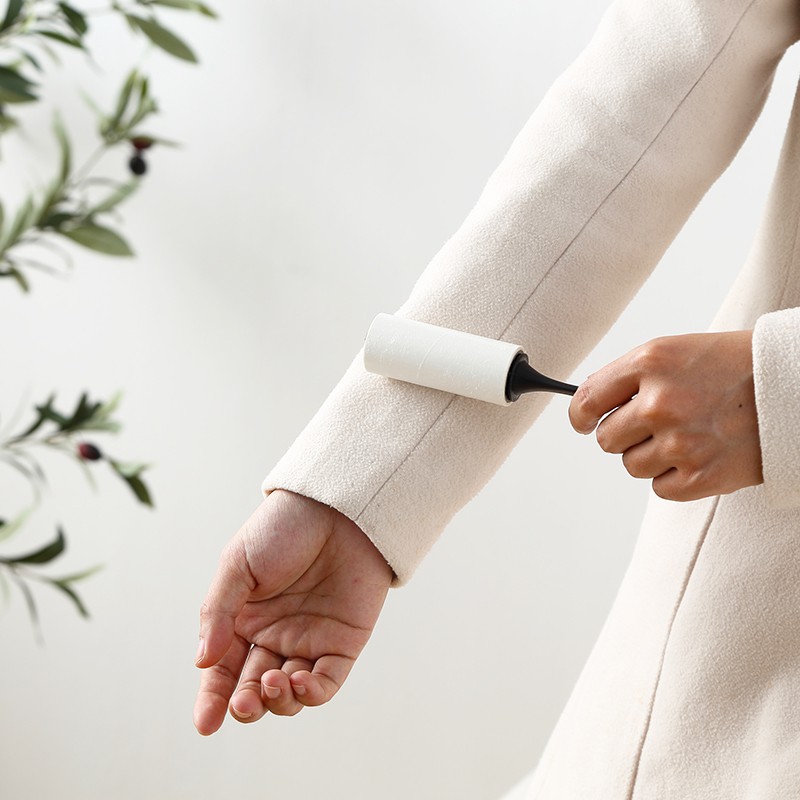 Cây lăn bụi mini FREESHIP vệ sinh quần áo giày dép tiện lợi nhỏ gọn