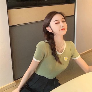 Áo kiểu thun borip thêu hoa cúc viền lai siêu xinh Y HÌNH 100%