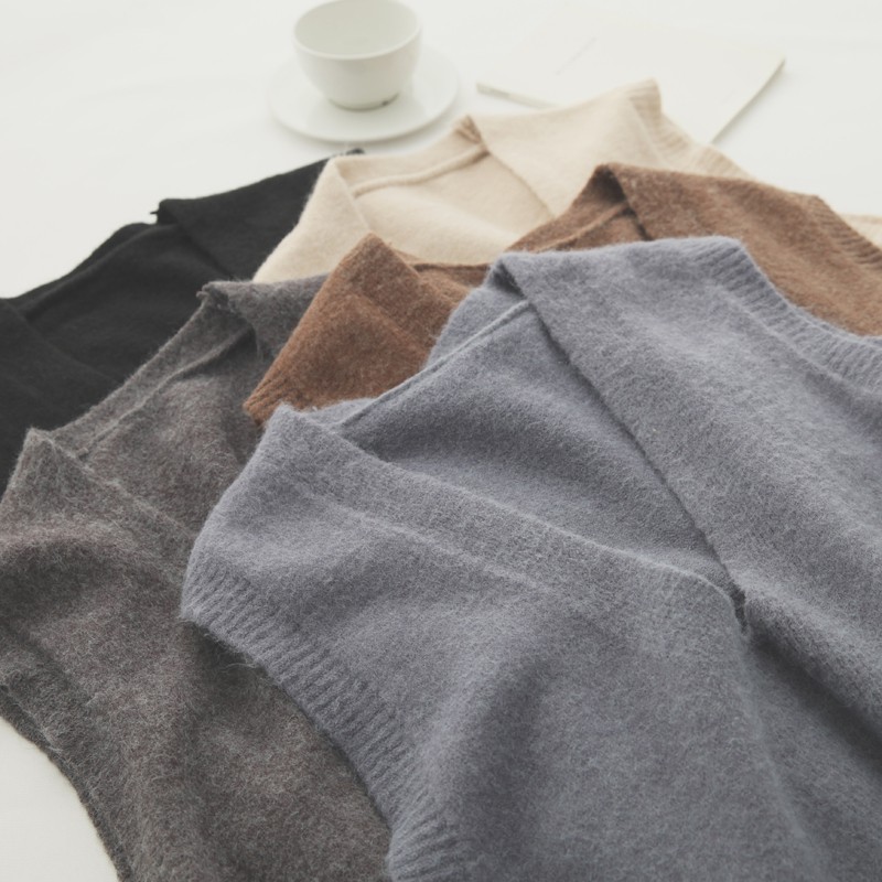 (ORDER- sẵn Đen) Áo len nữ Gile len lông mềm mịn màu Vintage Hàn Quốc | BigBuy360 - bigbuy360.vn