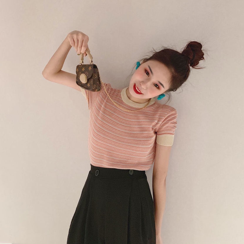 Thin sweater short-sleeved T-shirt women's short-sleeved top 2022 summer New ins Korean style round neck bubble sleeve color striped top