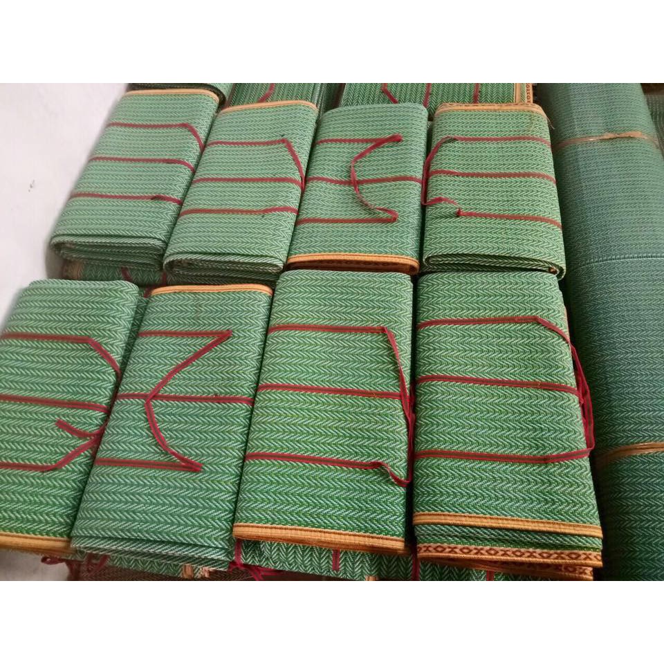 CHIẾU NHỰA GẤP GỌN CAO CẤP