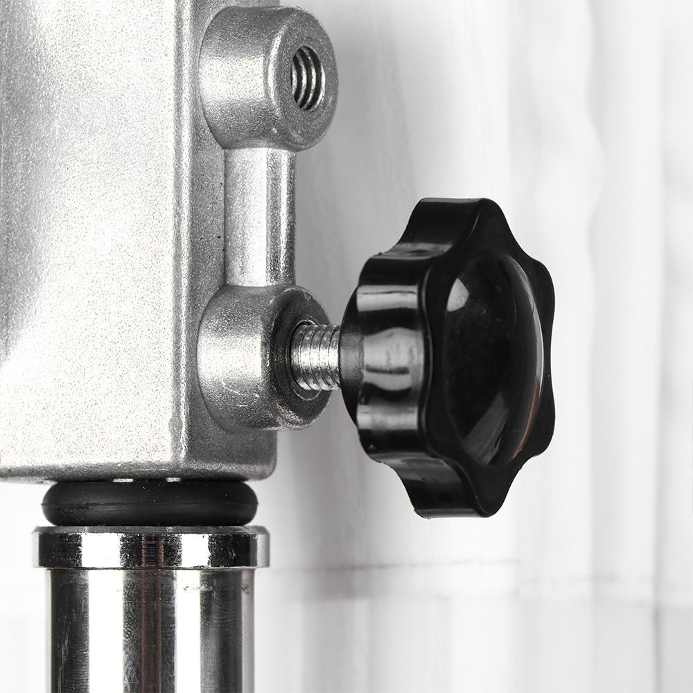 Set 4 núm vặn vặn bằng thép carbon M6 M8 hình ngôi sao màu đen