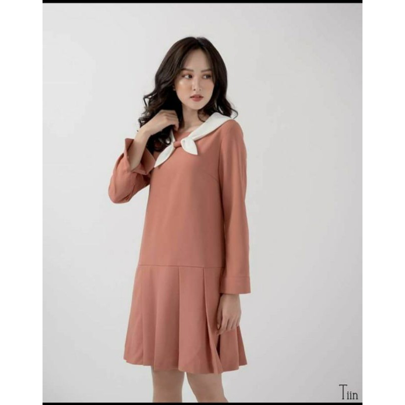 Váy Tiin thủy thủ (250k+phí shopee)