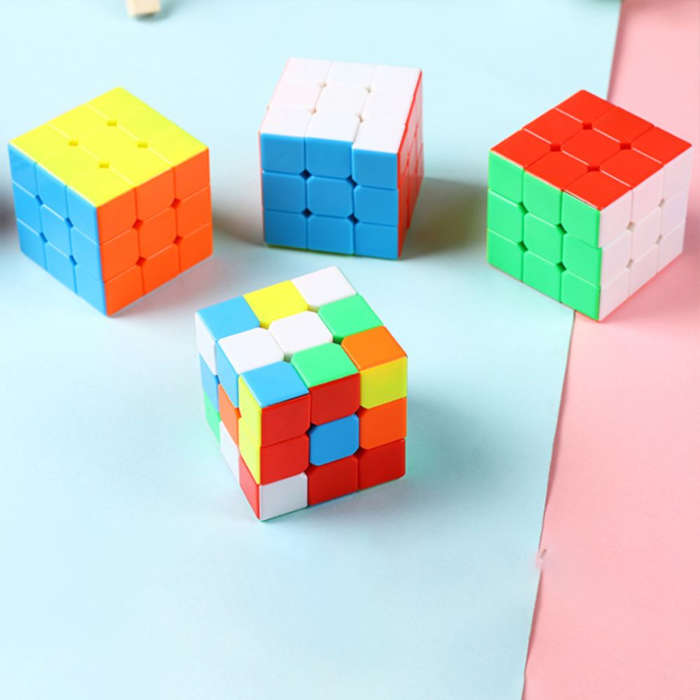 Đồ chơi Rubik 6 mặt giúp bé giải trí, phát triển trí tuệ