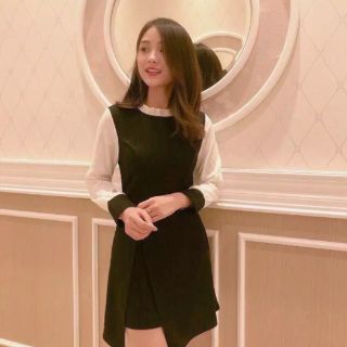 Đầm kiểu tay phối voan công sở