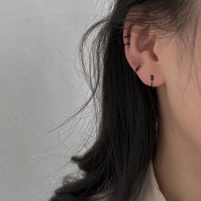 2 Khuyên Tai Tròn Xoắn Ốc Bằng Thép Titan Không Thấm Nước Màu Đen Unisex