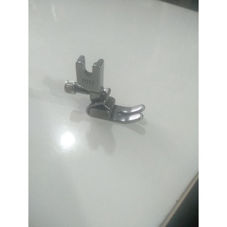 Chân vịt nhún bèo máy 1kim