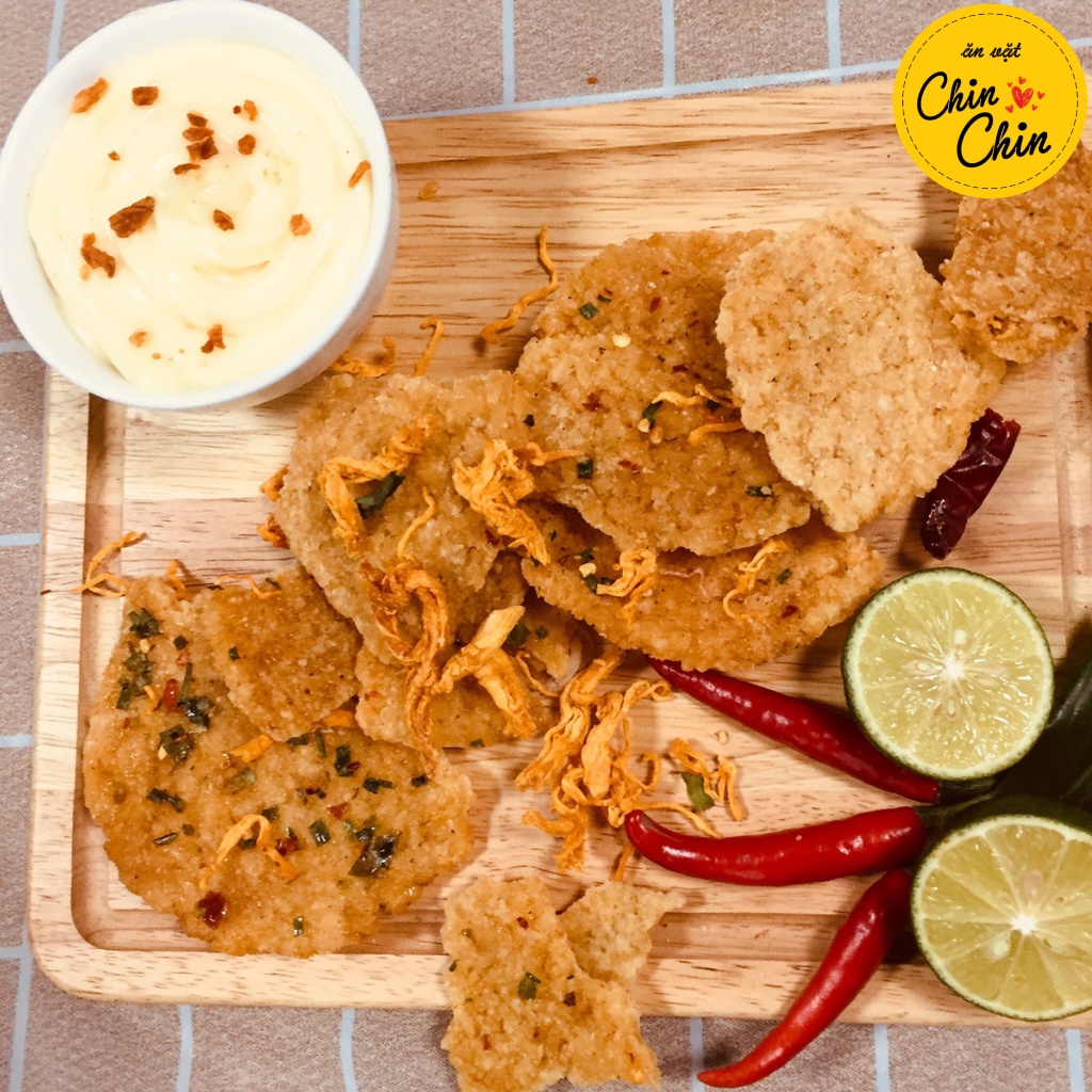 Đồ ăn vặt cơm cháy lắc khô gà chiên mắm hành trứng muối gà khô 300g ChinChin | BigBuy360 - bigbuy360.vn