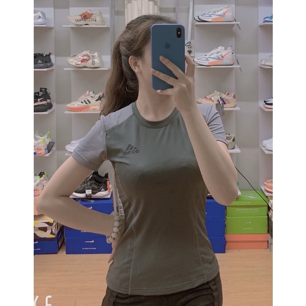 ÁO TẬP GYM YOGA  PHỐI VAI CỰC ĐẸP, CHẤT THUN LẠNH CO GIÃN THẤM HÚT TỐT MÃ AC045