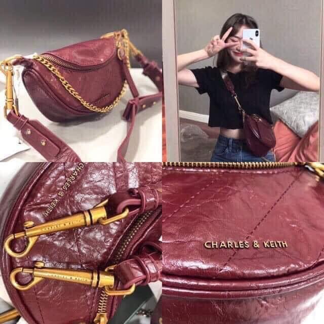 Túi bao tử Charles keith