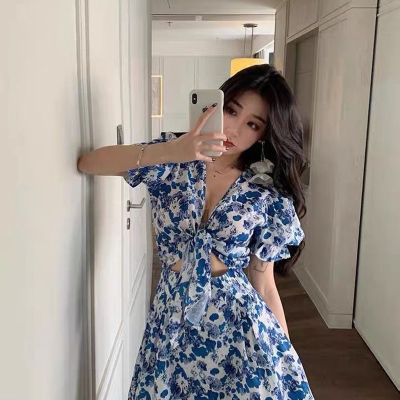 Đầm Tay Phồng Cổ Chữ V Thiết Kế Mới Thời Trang Mùa Hè Dành Cho Nữ