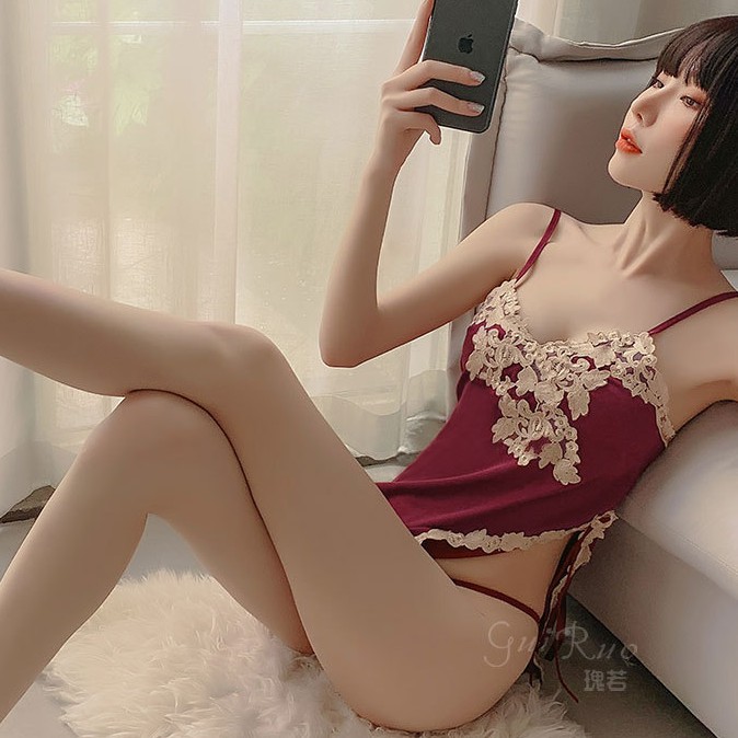 Đầm ngủ lụa xẻ tà gợi cảm L313