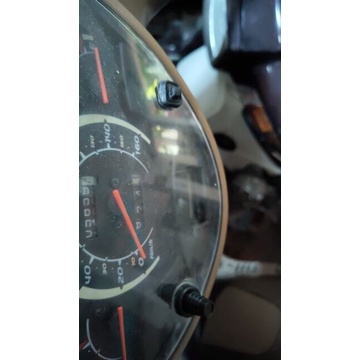 Nút cao su đồng hồ Sh150 2010