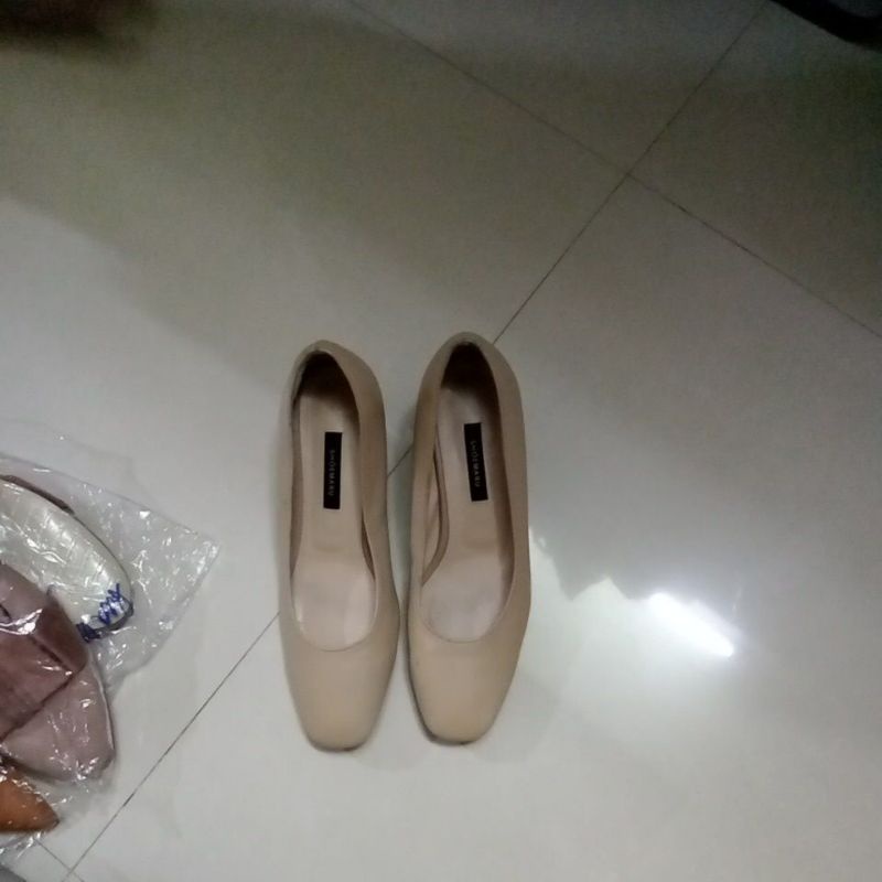 Giầy si số 37