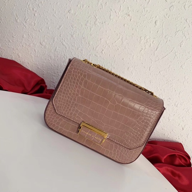 Charles and Keith mới CK2-80671035-4 Túi đeo vai phụ nữ