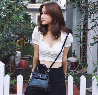 Áo croptop nhún ngực