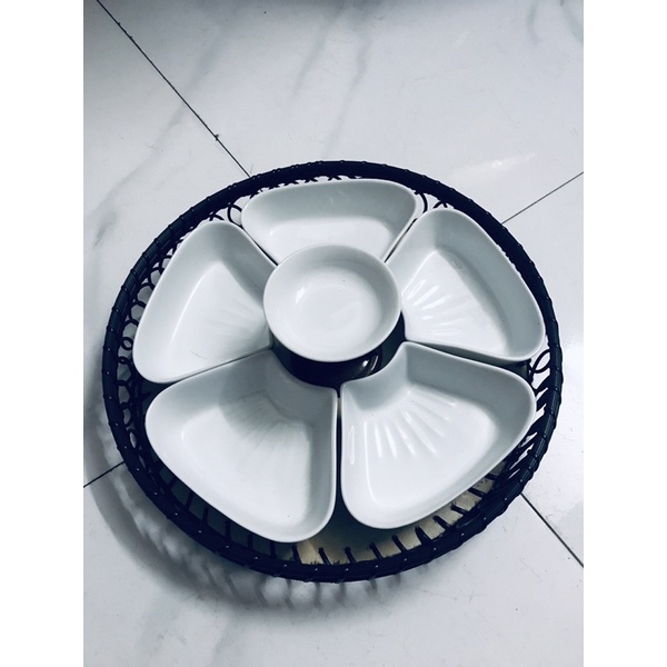 Khay lẩu kem hoa mai trắng