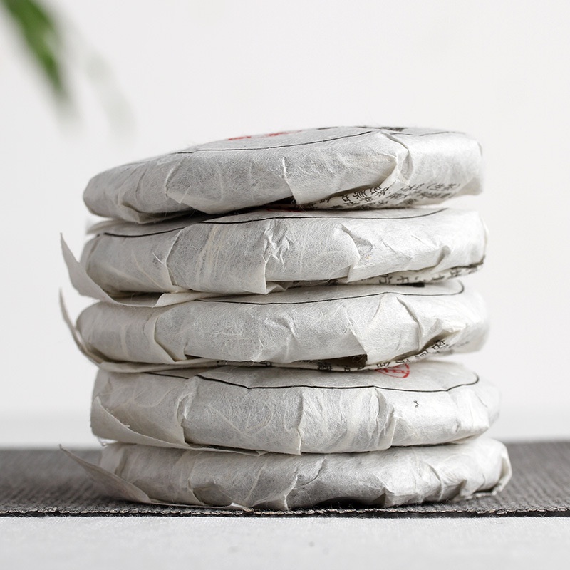 Bánh Trà Phổ Nhĩ Sống Vân Nam Băng Đảo 50 gram (Năm 2017)