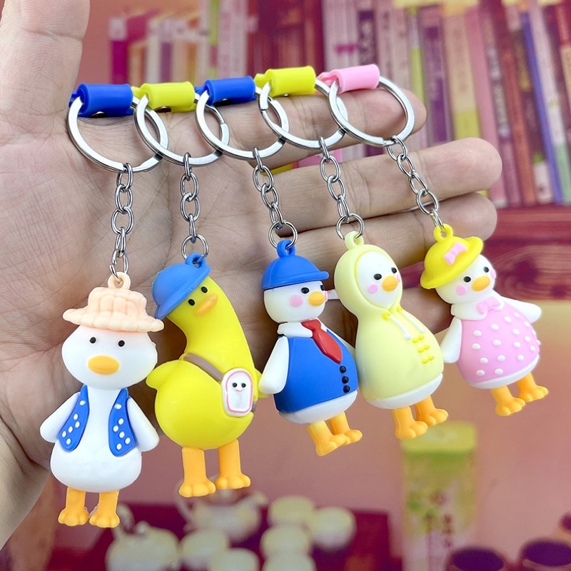 Móc khoá  Vịt  đội nón phong cách Sang chảnh / dùng treo Balô móc khoá  xe