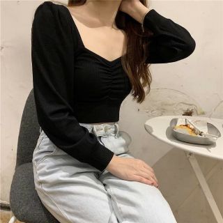 Áo CROPTOP TAY DÀI NHÚN NGỰC CỔ RỘNG BO TAY - A3BOT