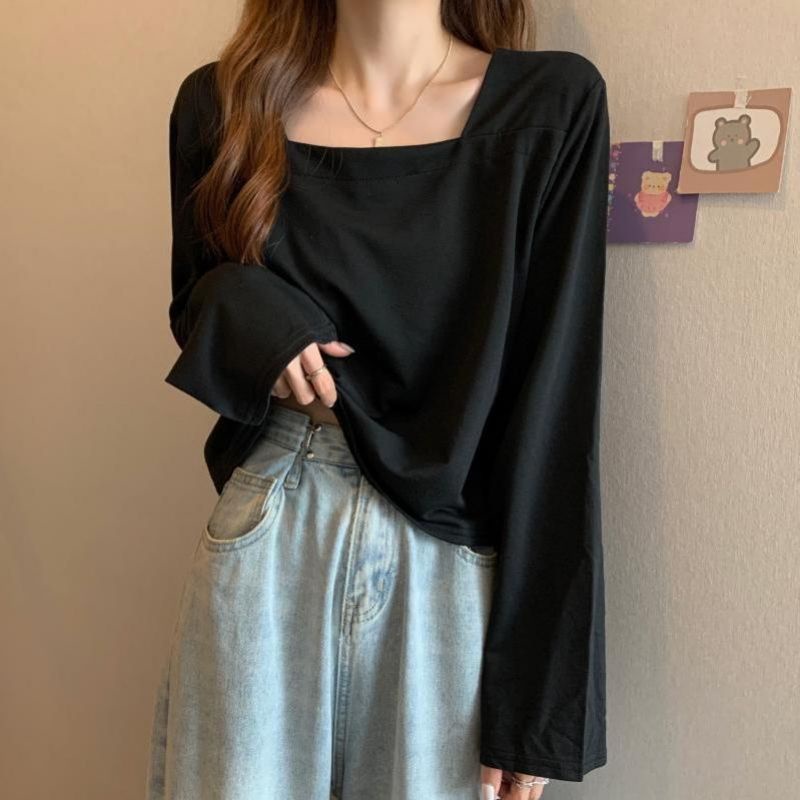 Áo Thun Nữ Form Rộng Tay Dài Cổ Vuông