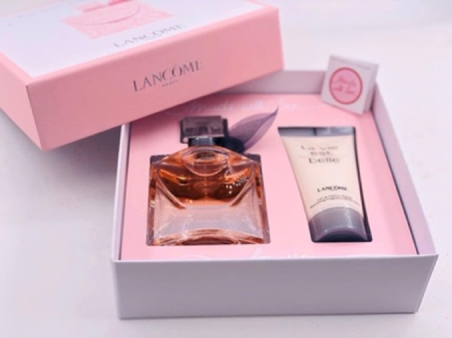 Set Nước hoa Nữ Lancome La Vie Est Belle 30ml + dưỡng thể 50ml