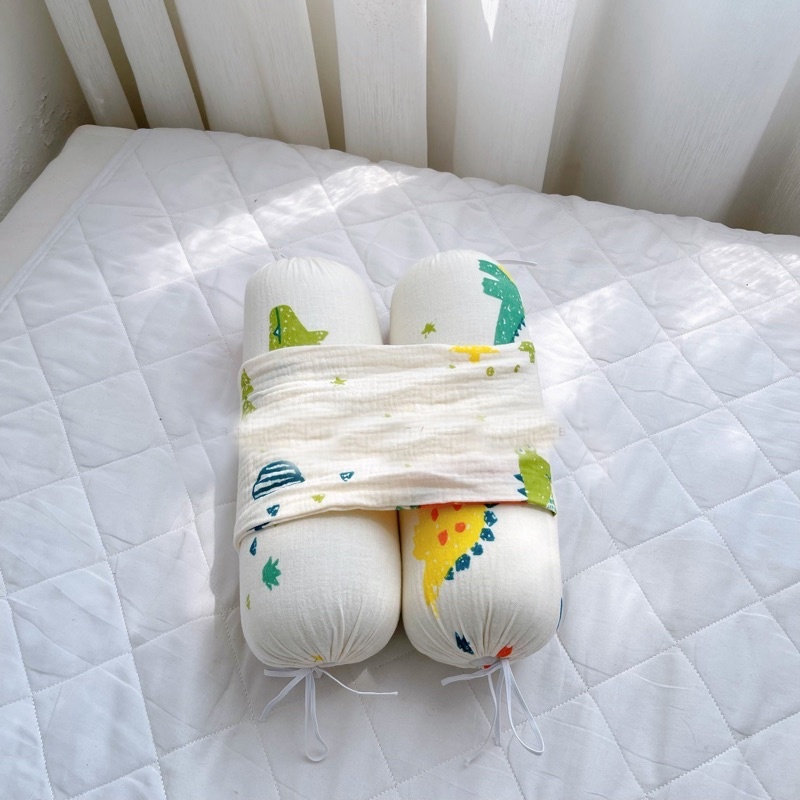 Bộ gối chặn bông kèm gối chống bẹp đầu xô muslin cao cấp cho bé sơ sinh Kiến Baby Store