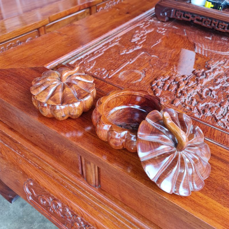 Hũ đựng hạt, hộp đựng hat dưa gỗ hương đỏ Gia Lai đồ trang trí Tết