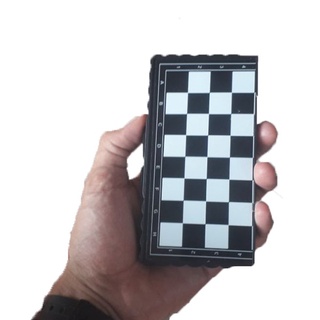 Bộ cờ vua nam châm mini loại nhỏ kích thước 15x15cm