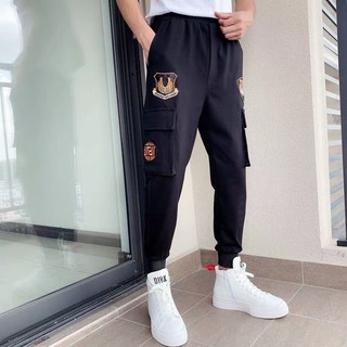 Quần jogger unisex thêu