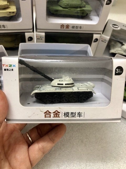 Mô hình xe tăng chiến đấu