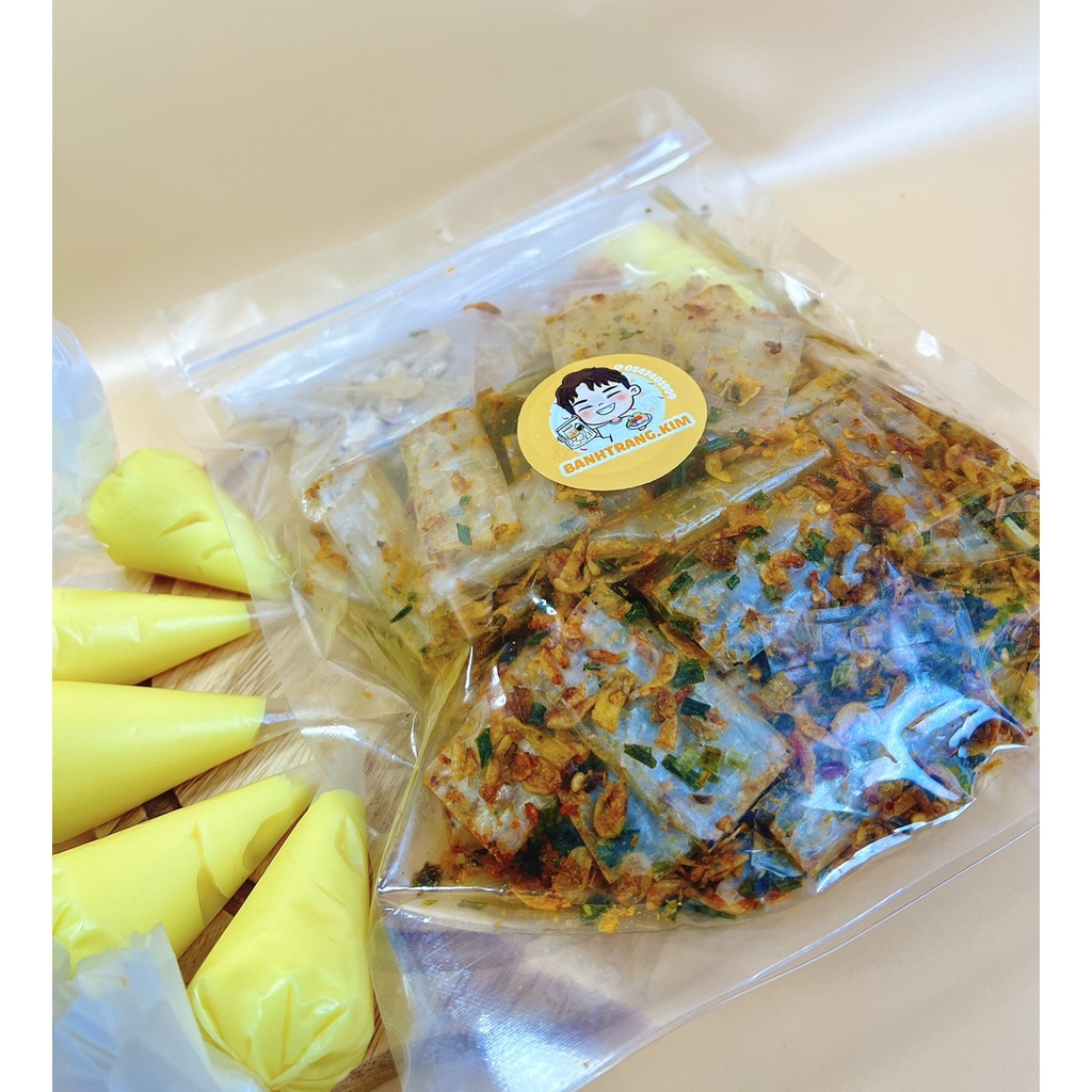 Bánh tráng cuộn ruốc bơ