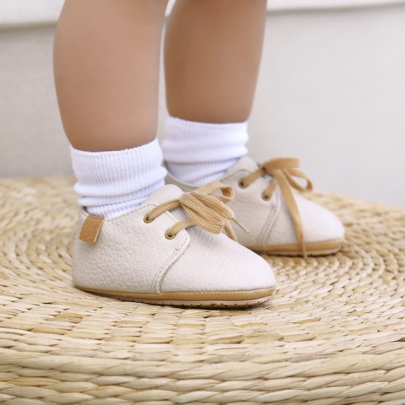 Giày Tập Đi Unisex Cho Bé Size Nhí 0-18m