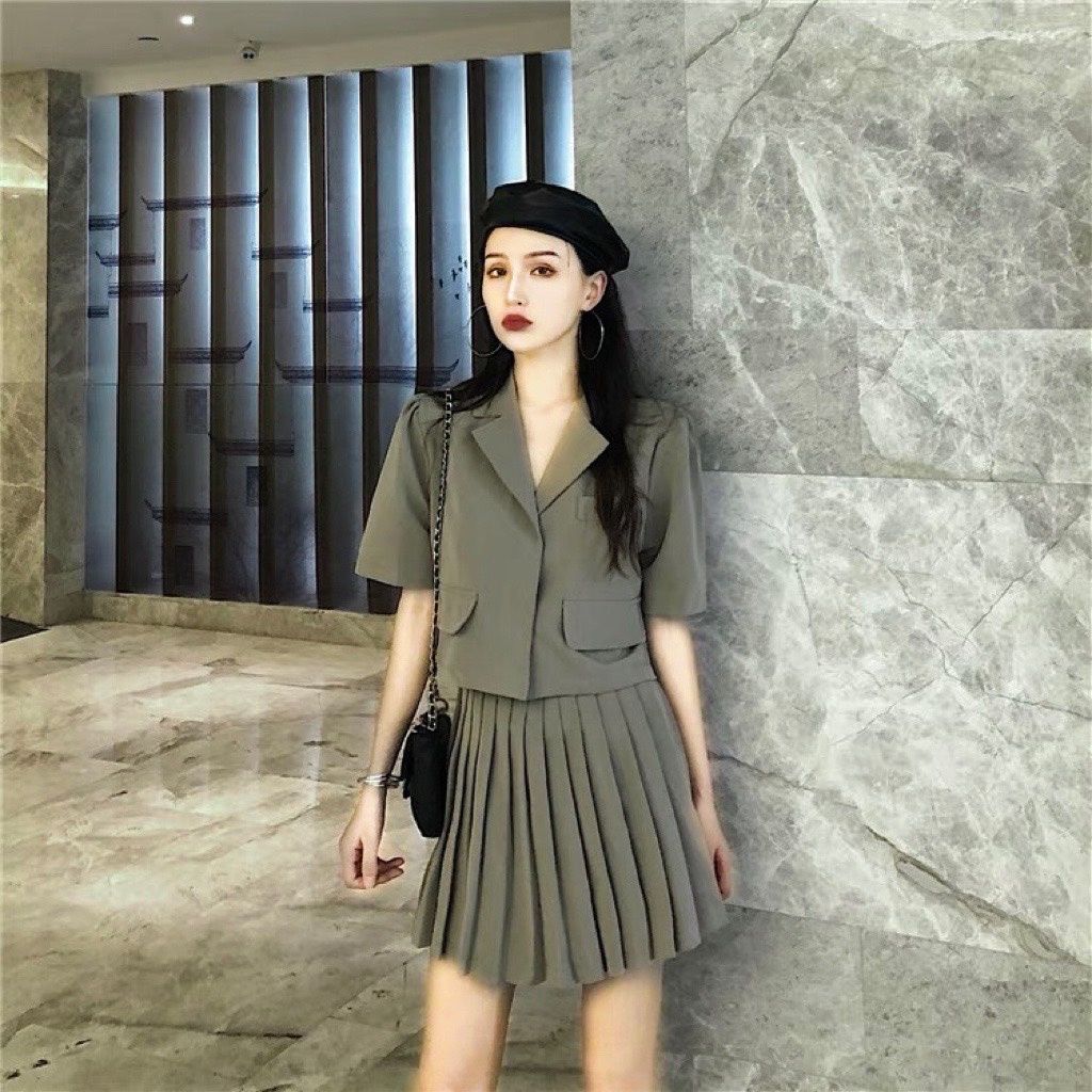 Sét chân váy xếp ly mix áo vest croptop màu rêu, Bộ đồ Chân váy tennis áo cộc tay kiểu hàn form ôm