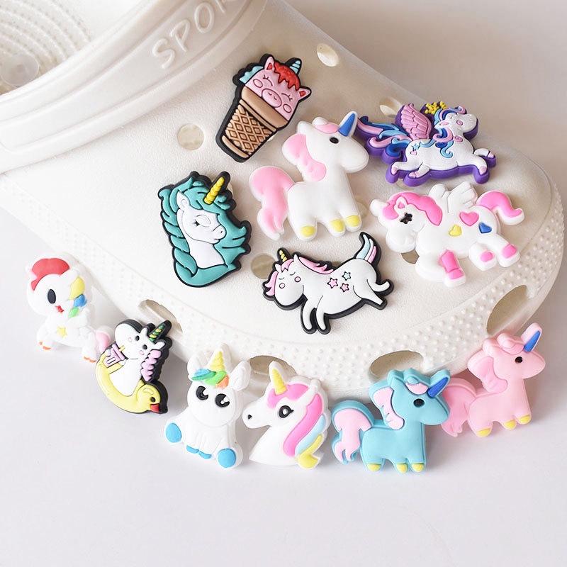 Set 12 Phụ Kiện Khóa Giày Crocs Bằng Cao Su PVC Mềm Họa Tiết Hoạt Hình Jibbitz Làm Quà Sinh Nhật Cho Bé