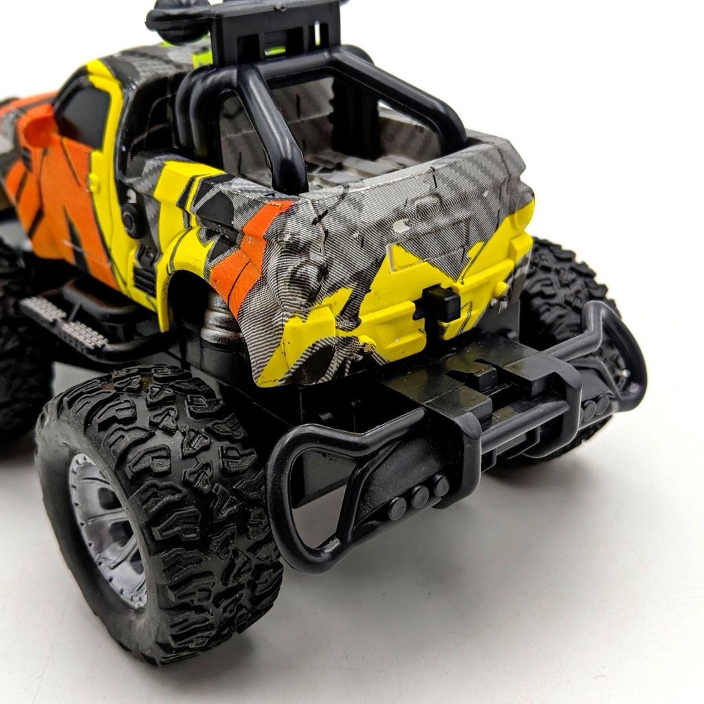 Xe địa hình điều khiển từ xa ROCK OFF-ROAD - Tỉ lệ 1:43