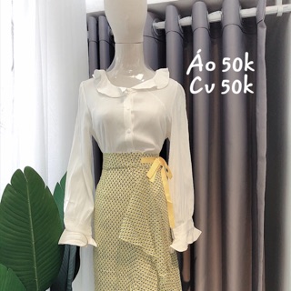 Áo trắng cổ sen tay bèo