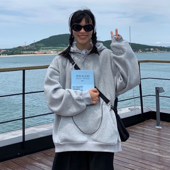 Áo hoodie tay dài dáng rộng màu trơn phong cách hàn quốc dành cho nữ | BigBuy360 - bigbuy360.vn