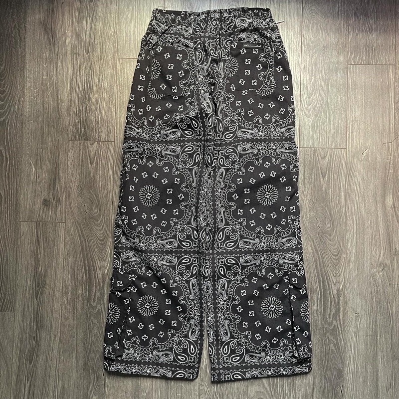 Bộ quần áo “TVD BLACK PAILEY BANDANA”