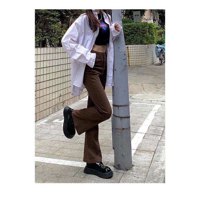 Quần jeans ống loe cạp cao phong cách cá tính, hấp dẫn