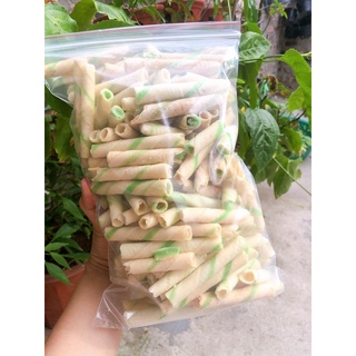 500g bánh quế nhân kem .