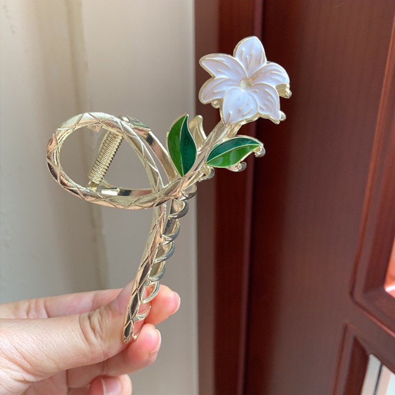 Kẹp Tóc Hoa Lily Xanh Lá Bằng Kim Loại Cao Cấp Phong Cách Pháp Cổ Điển