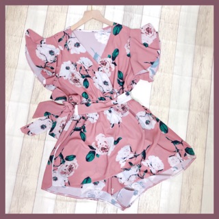 Jumpsuit hoa xoè, tay bèo thắt nơ eo siêu yêu