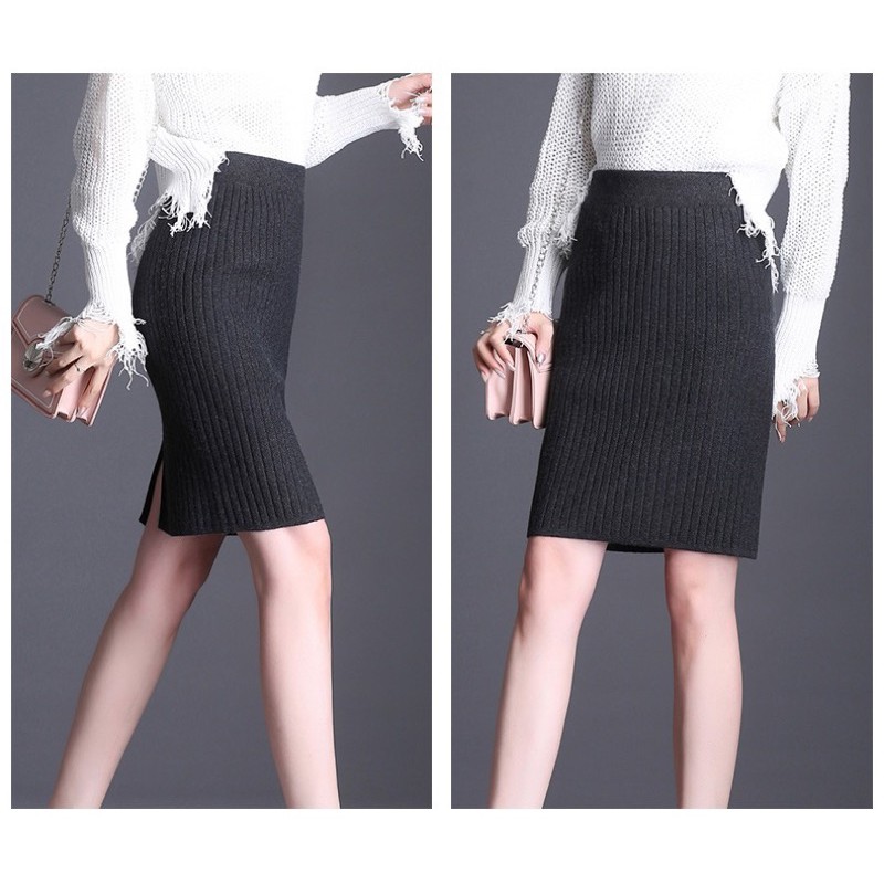 Chân váy len dáng ngắn xẻ tà