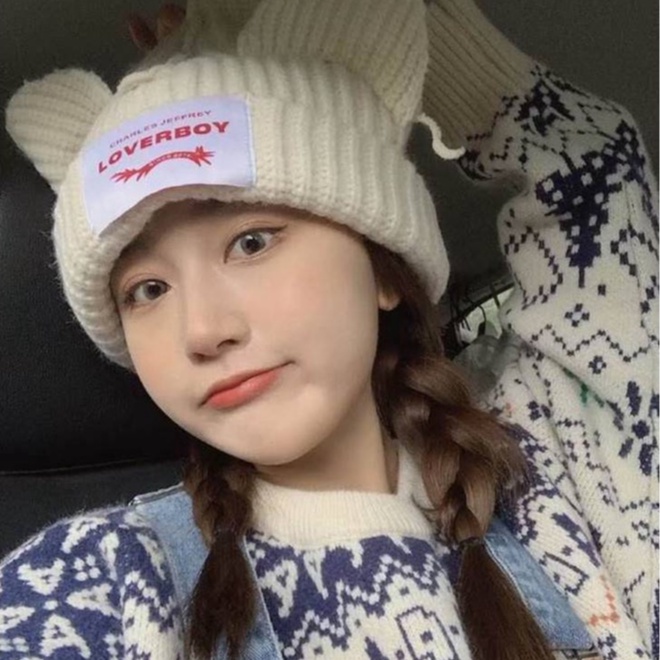 Loveboy cat ear knit hat / age-reducing cold hat super cute and cute