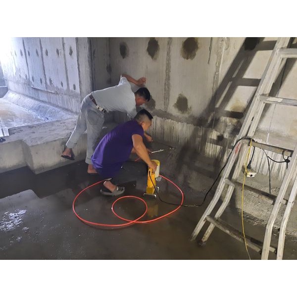 CẦN BƠM KEO PU - EPOXY XỬ LÝ NỨT CHÔNG THẤM. Dùng cho máy bơm chống thấm