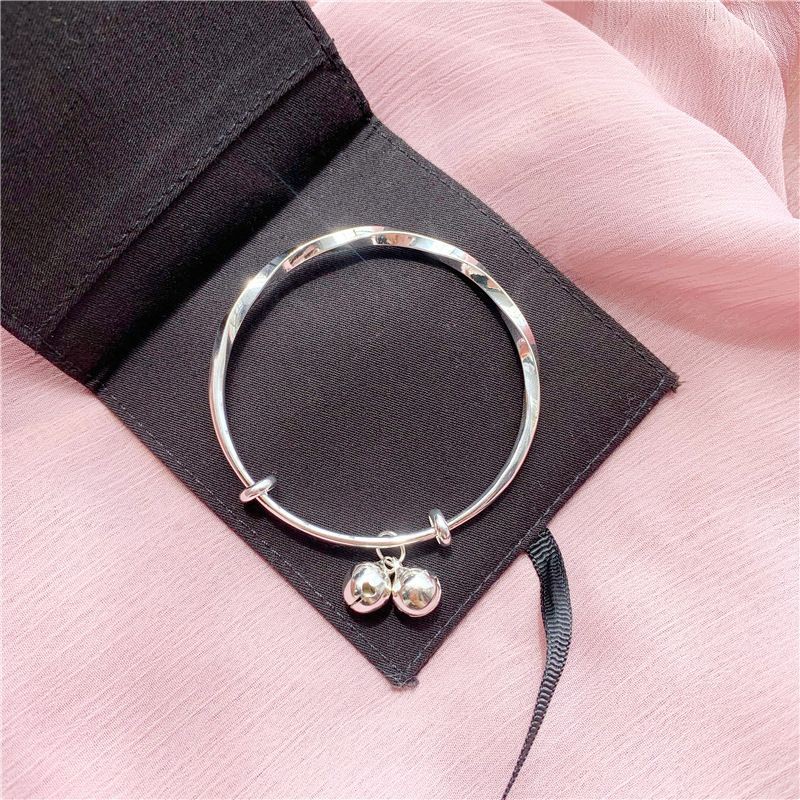 Vòng Tay Mạ Bạc Gắn Chuông Phong Cách Retro Phù Hợp Cho Nam Và Nữ