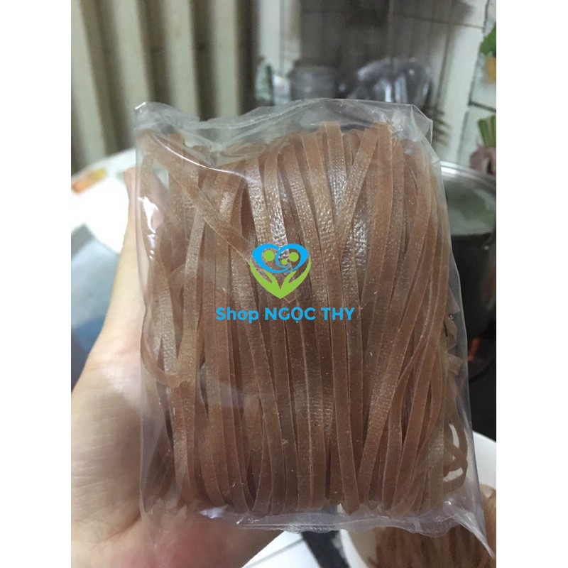 [Mã 77FMCGSALE1 giảm 10% đơn 250K] 1 vắt hủ tiếu gạo lứt ăn liền (dùng như mì tôm) YoungBack 50gr | BigBuy360 - bigbuy360.vn