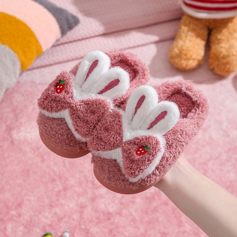 Dép lông thỏ  mang trong nhà  cho bé  gái